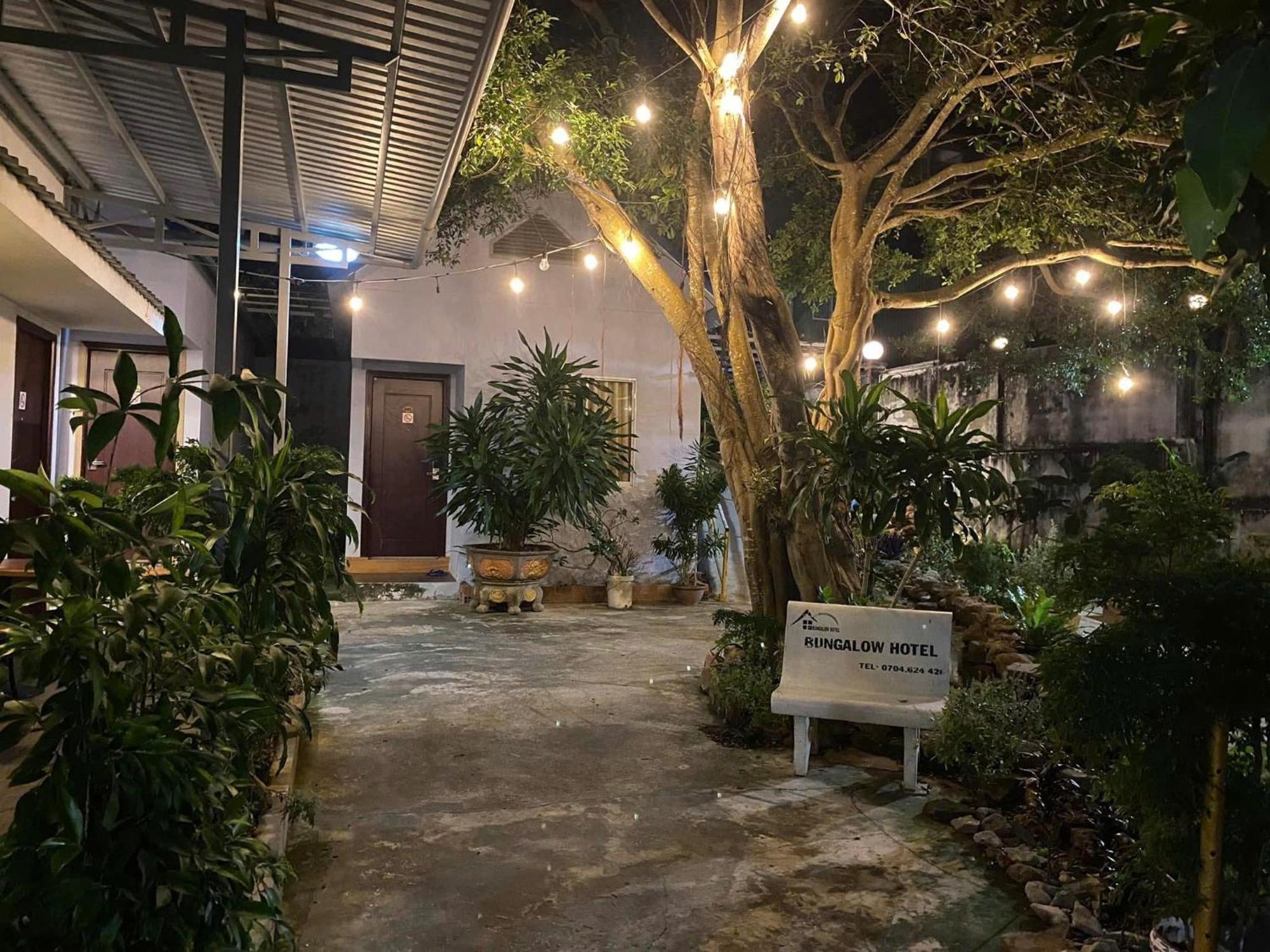 Bungalow Hotel Chi Khu Co Ong Extérieur photo