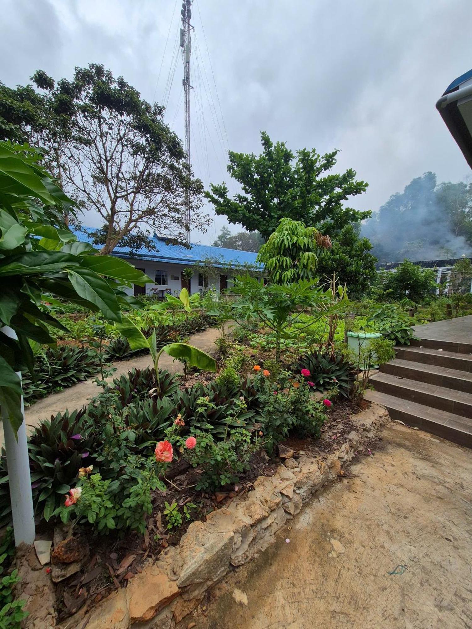 Bungalow Hotel Chi Khu Co Ong Extérieur photo