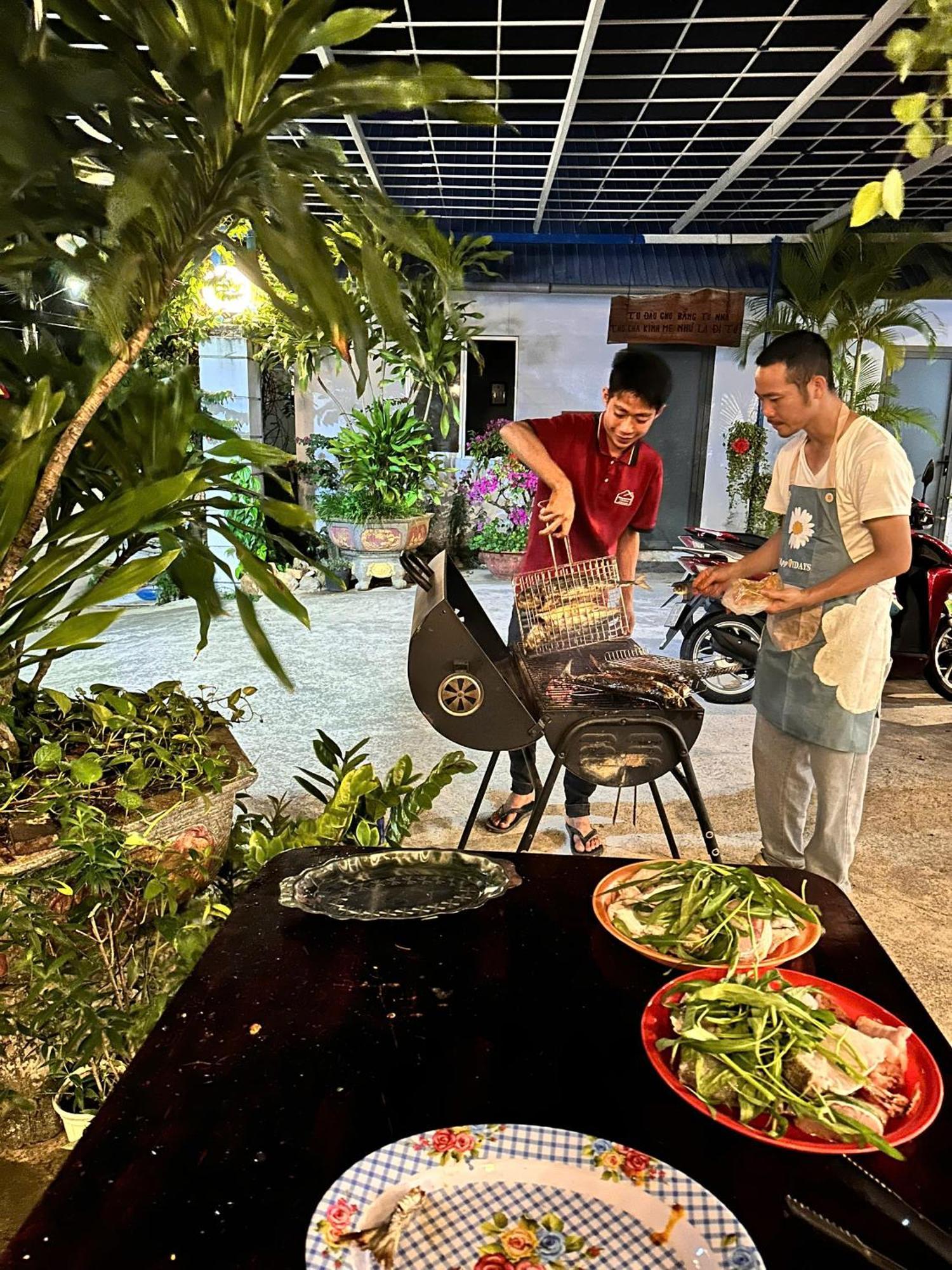 Bungalow Hotel Chi Khu Co Ong Extérieur photo